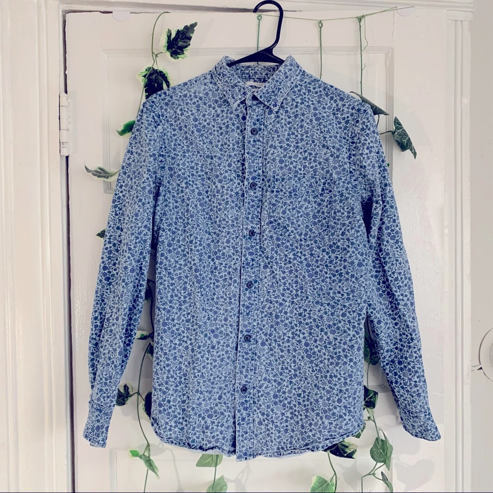 Old Navy Floral Pattern Button Down, Men’s Small
